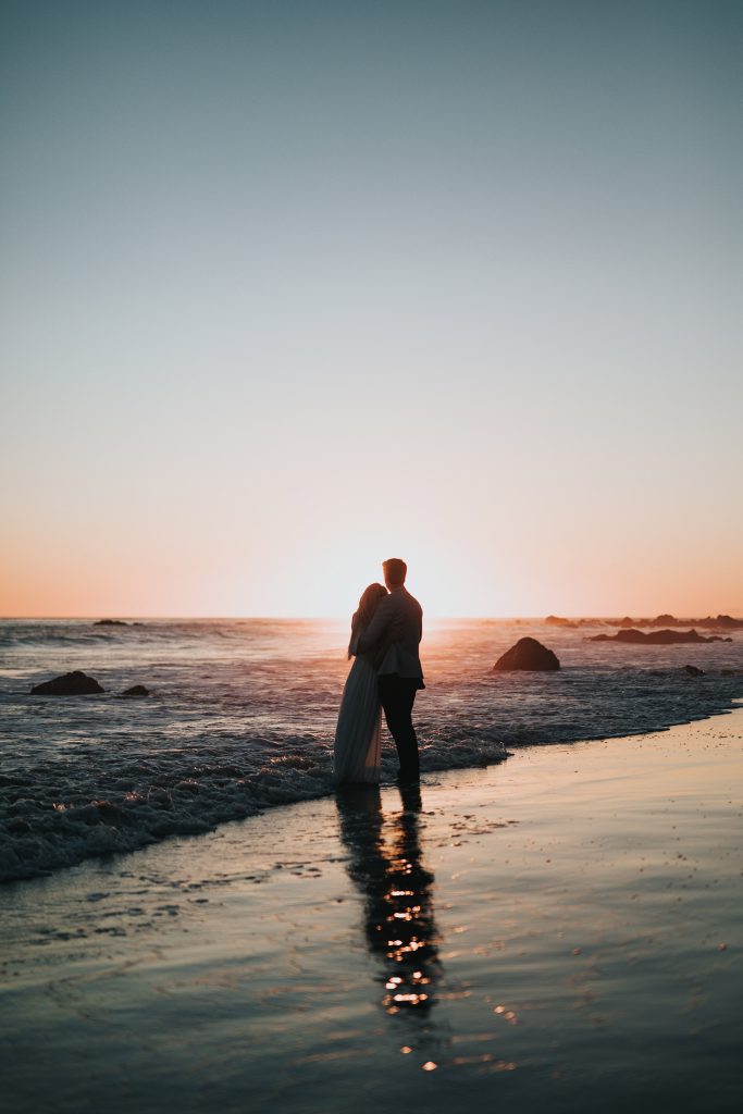 wedding planner couple beach