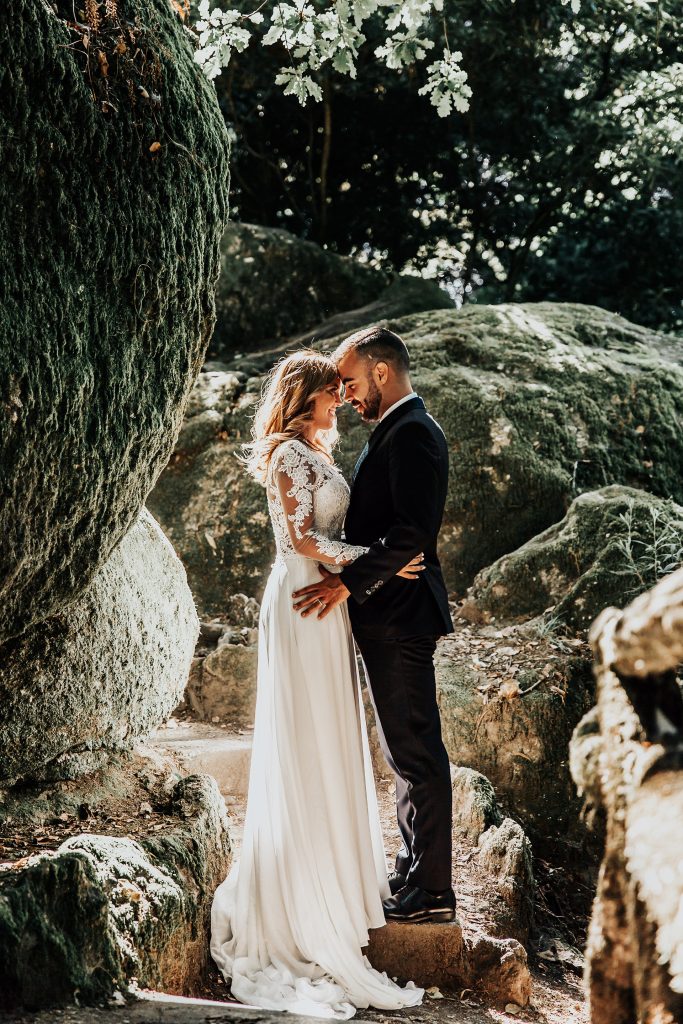 wedding planner couple rocks